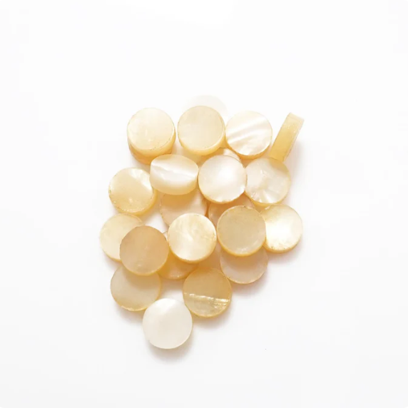 yellowlip mother of pearl shell dots